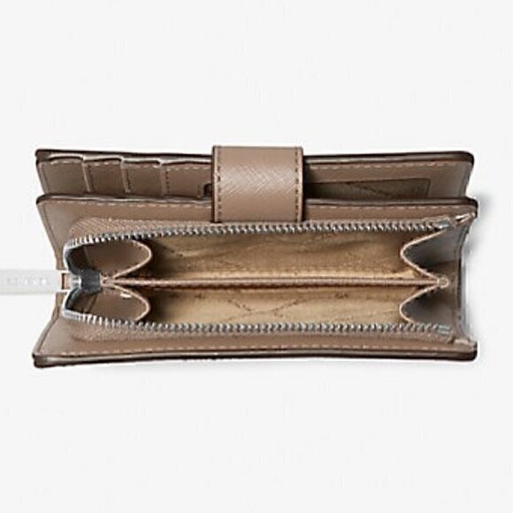 NWT Michael Kors Medium Saffiano Leather Wallet Color Dusk - Picture 2 of 4